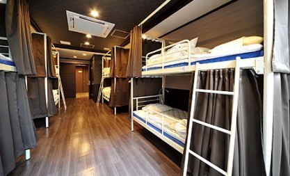 def_hostel-dorm-417x253.jpg
